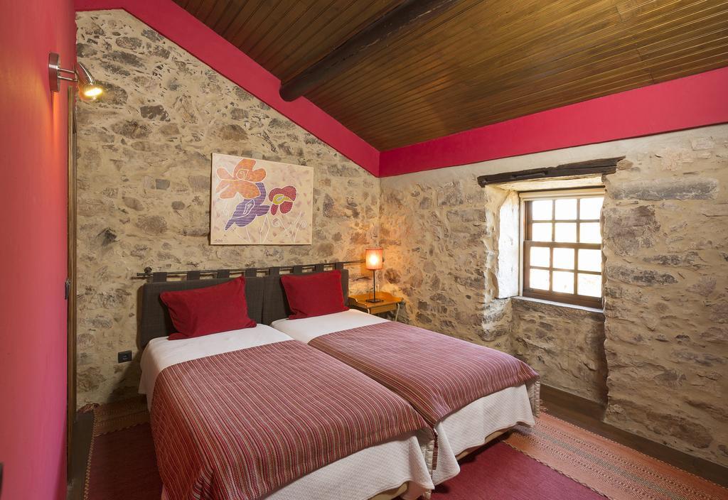 Hotel Casa Do Ze Sapateiro Ferraria de São João Esterno foto